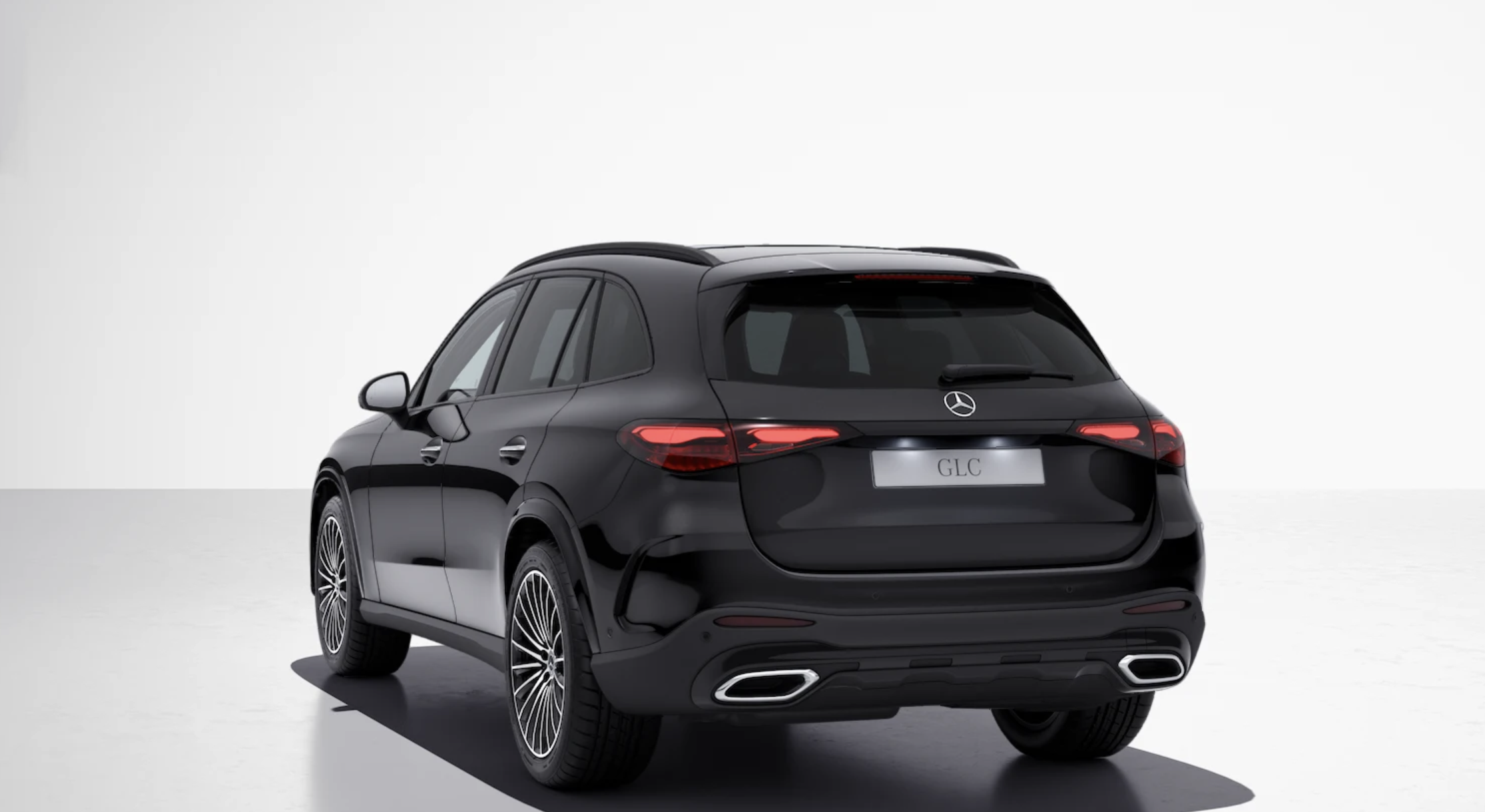 Mercedes GLC 220d 4matic 9G-tronic AMG | novinka 2022 | nové SUV | stylové moderní sportovní | první objednávky online | nová auta ve výrobě | online autosalon AUTOiBUY.com